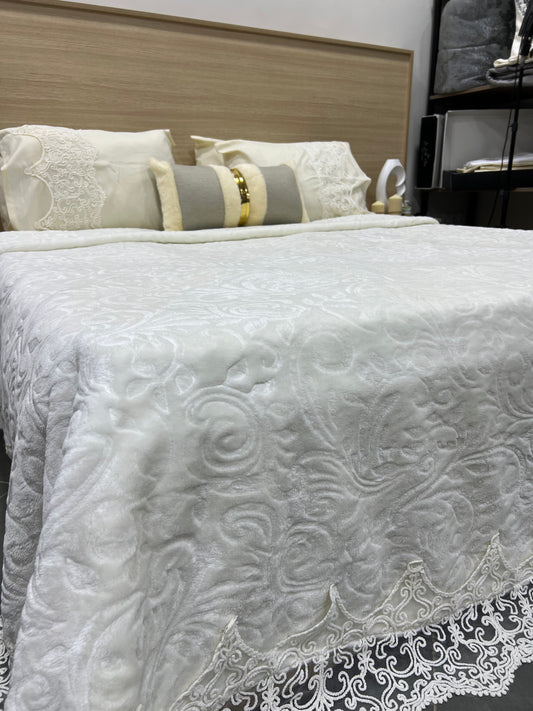 Pack Luxe ✨ Couverture 6 Pièces 4 Oreillers Cadeau 🎁 + Livraison Gratuite