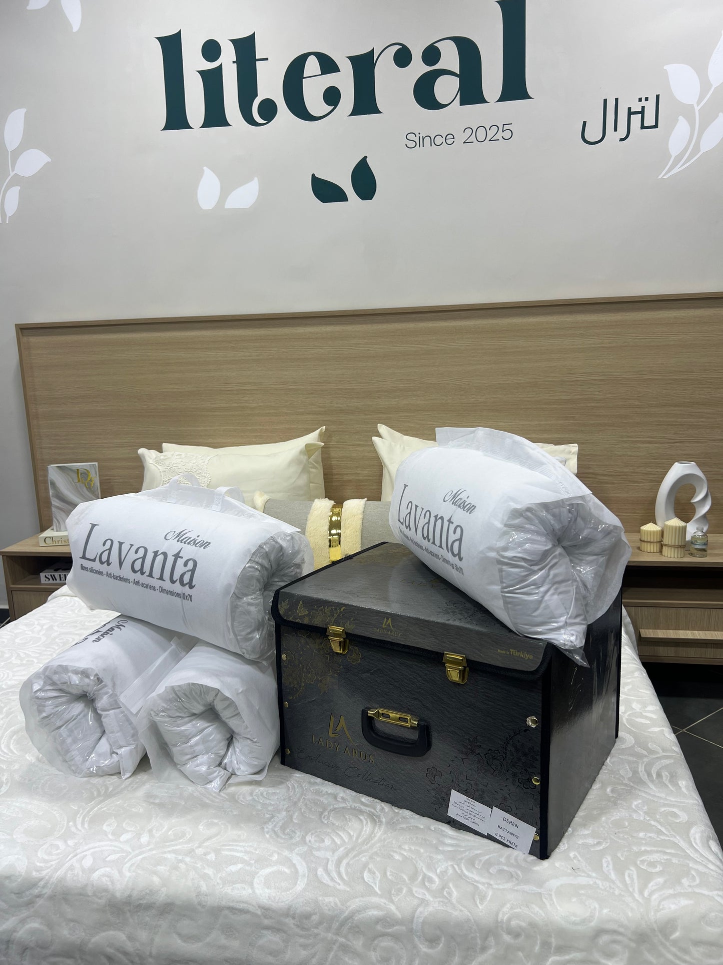 Pack Luxe ✨ Couverture 6 Pièces 4 Oreillers Cadeau 🎁 + Livraison Gratuite