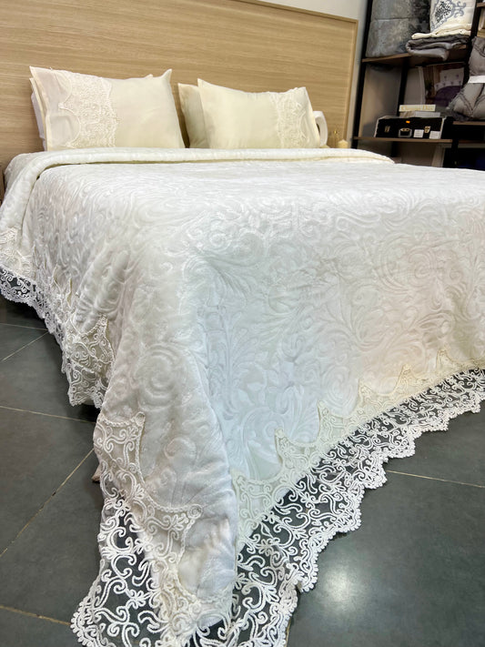 Pack Luxe ✨ Couverture 6 Pièces  4 Oreillers Cadeau 🎁 + Livraison Gratuite